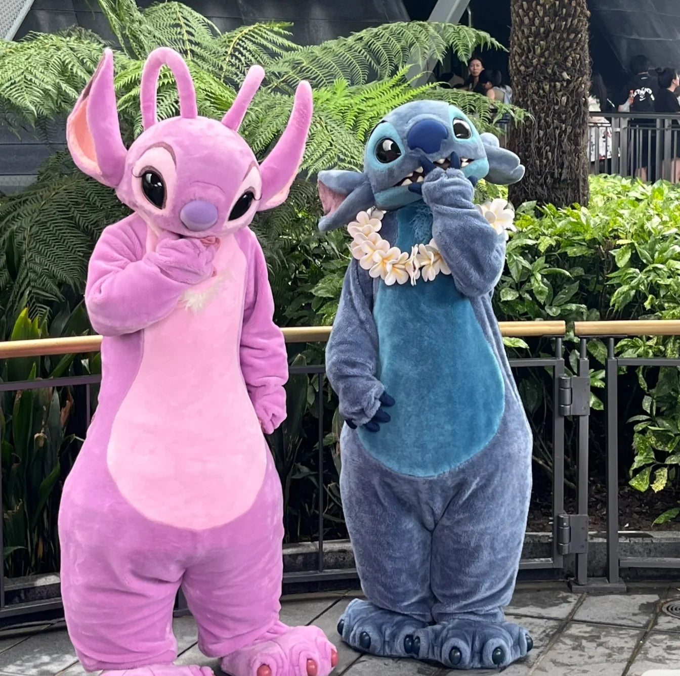 2026 Hoge kwaliteit roze Lilo & Stitch stripfiguur mascottekostuum Disney reclame fancy dress dier carnaval