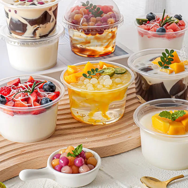 50 STUKS Wegwerp Transparante Plastic Bekers Dome Platte Deksels Melk Thee Kopjes Kommen Vruchtensap Koffie Ijs Taart Container